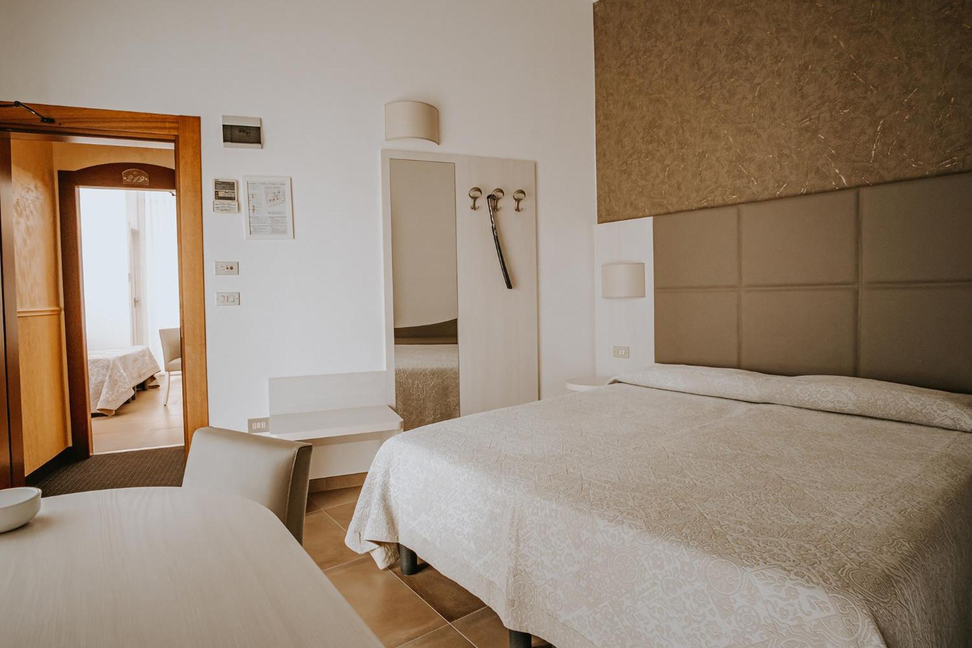 Hotel Gabriella Rimini Eksteriør billede