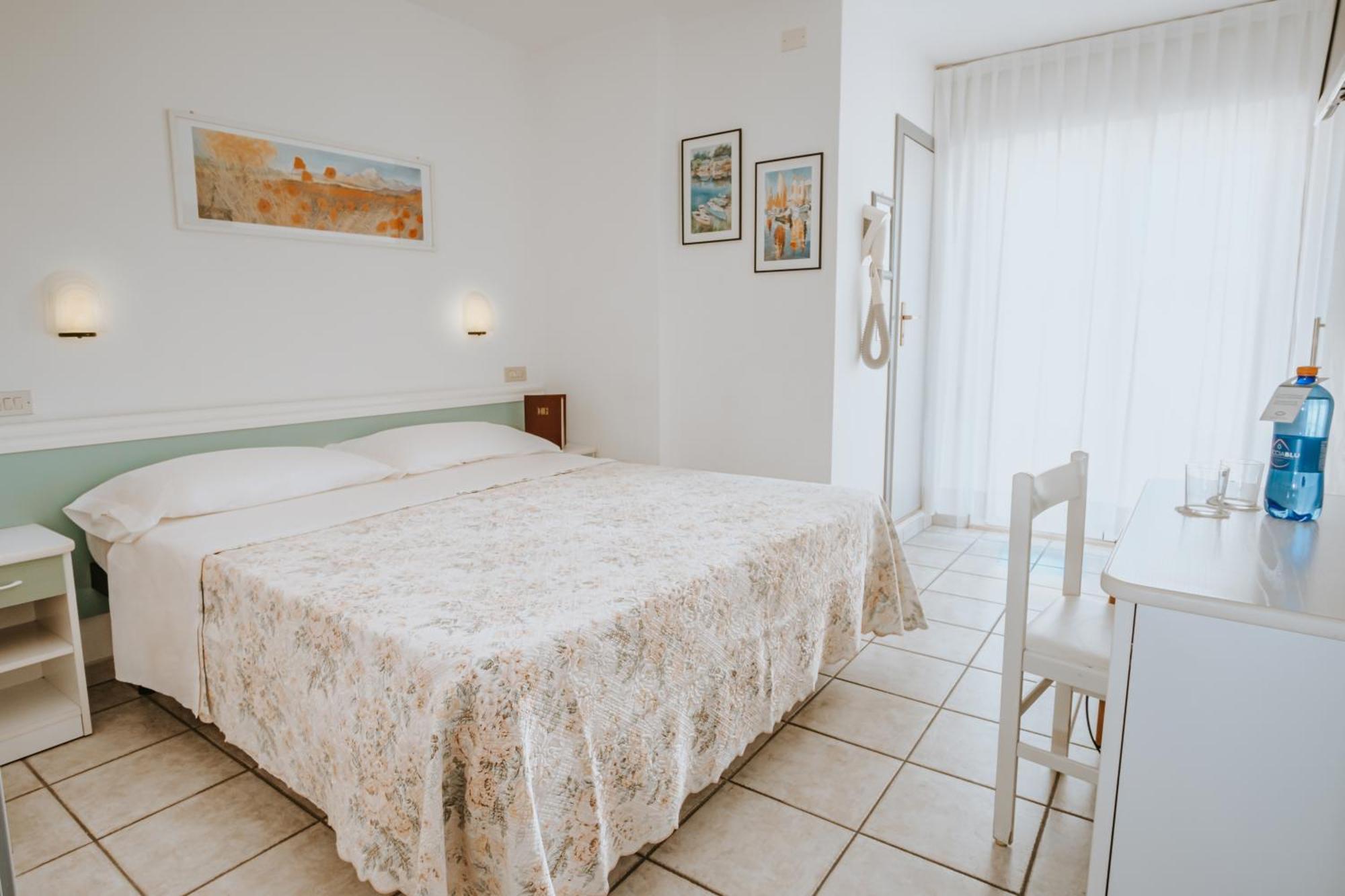 Hotel Gabriella Rimini Eksteriør billede